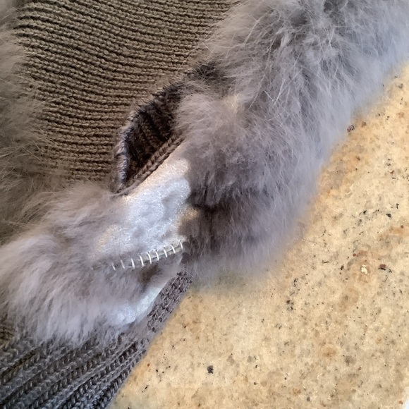 Gray Rabbit Fur and Knit Hooded Sweater Size XL by Dolce Cabo - Picture 14 of 14